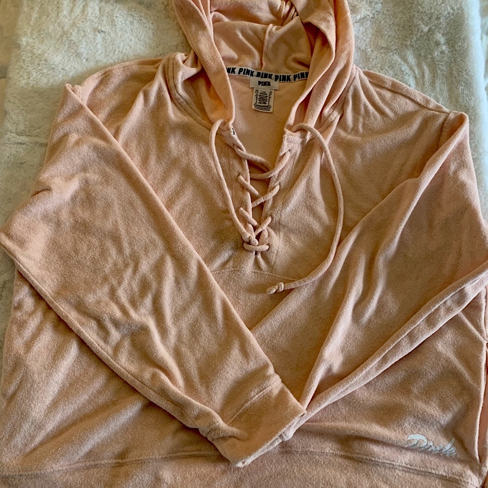 PINK. (VS) crop terry shirt